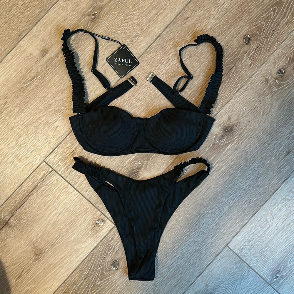 Women’s bikini
